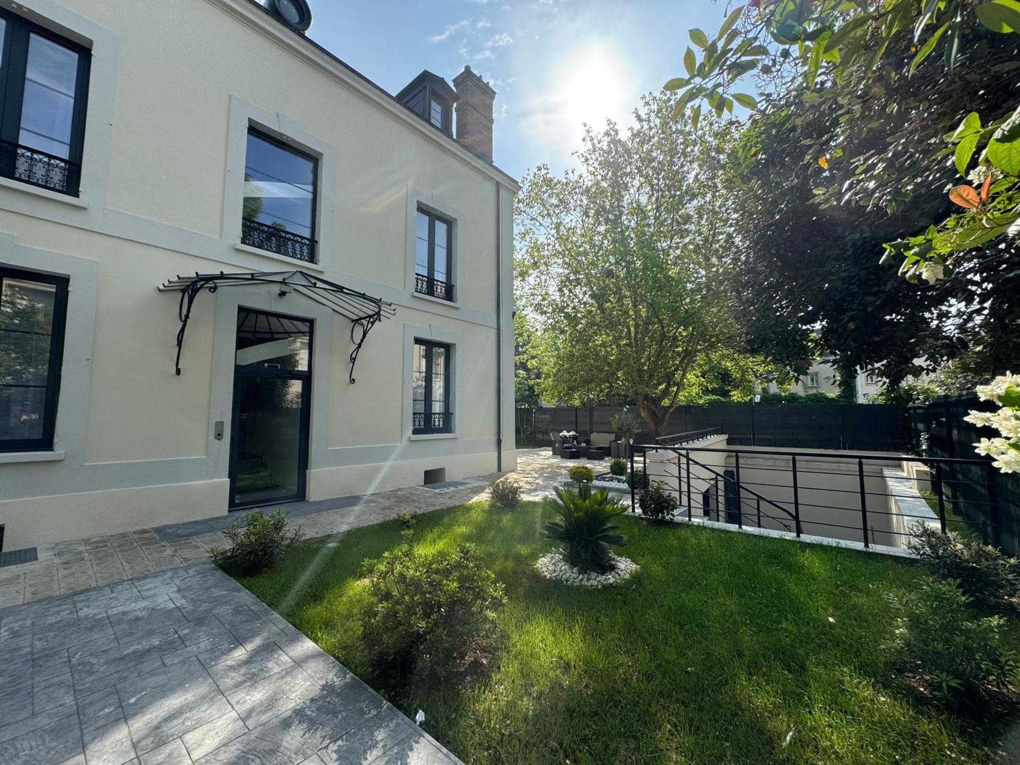 L'Etoile De Seine 77 Appartement 2 Dammarie-les-Lys Exterior photo